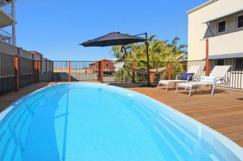 BEACH SHOPS & FABULOUS VACATION HOME! - Kalgoorlie Accommodation 6