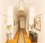 Hillside Cottage  Comfy Spacious Walk to CBD  Stannies - Kalgoorlie Accommodation