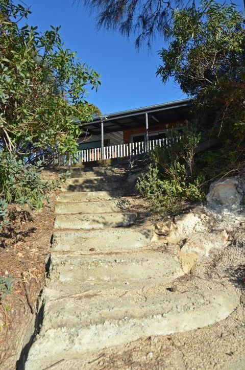 CDC 625 Beach House Incl.rear 2BR Studio - Kalgoorlie Accommodation 2