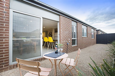 BOUTIQUE STAYS - Carinya - Kalgoorlie Accommodation 0