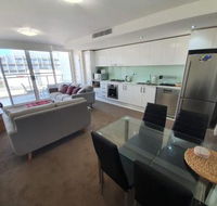 just listed Bolton St. 1br 350m walk to Newcastle beach  Wifi end Eand - Kalgoorlie Accommodation