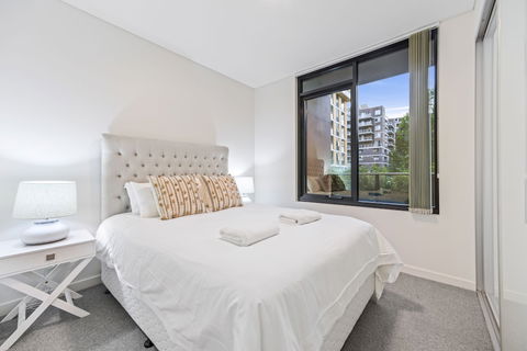 HomeHotel Stylish Apt Next To Train & Westfield - Kalgoorlie Accommodation 0