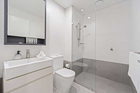 HomeHotel Stylish Apt Next To Train & Westfield - Kalgoorlie Accommodation 4