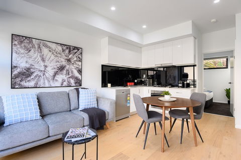 CARLISLE Bright Townhouse In Great Location - Kalgoorlie Accommodation 2