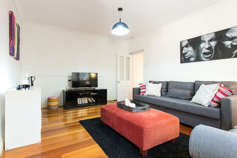 HUNTER In The Heart Of Collingwood Fitzroy - Kalgoorlie Accommodation 5