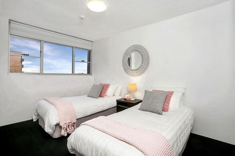 Modern Two Bedroom Apartment With Views HARIS - Kalgoorlie Accommodation 5