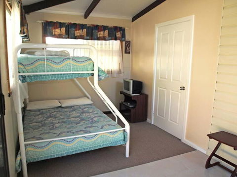 CHAP14C Chapman Cottage - Kalgoorlie Accommodation 5