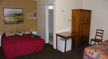 Palms Motel - Kalgoorlie Accommodation 2