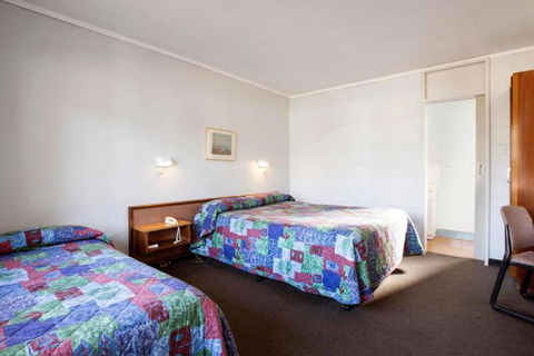 Parkway Hotel - Kalgoorlie Accommodation 3