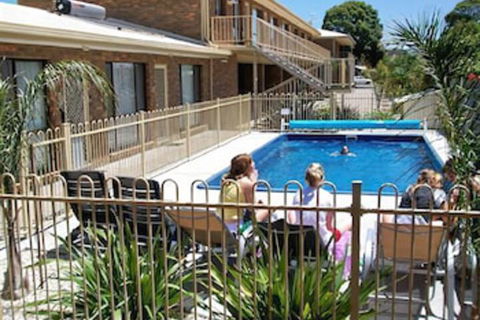 Allambi Holiday Apartments - Kalgoorlie Accommodation 6