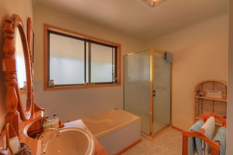 Sea Change Safety Cove - Kalgoorlie Accommodation 4