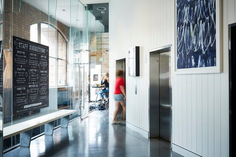 Wake Up! Sydney - Kalgoorlie Accommodation 4