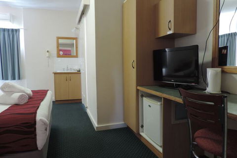 O'Shea's Royal Hotel - Kalgoorlie Accommodation 3