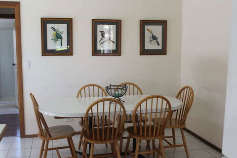 Australian Home Away At Doncaster Andersons Creek 2 - Kalgoorlie Accommodation 2