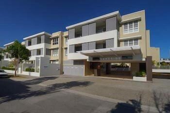 Chancellor Lakeside - Kalgoorlie Accommodation 1