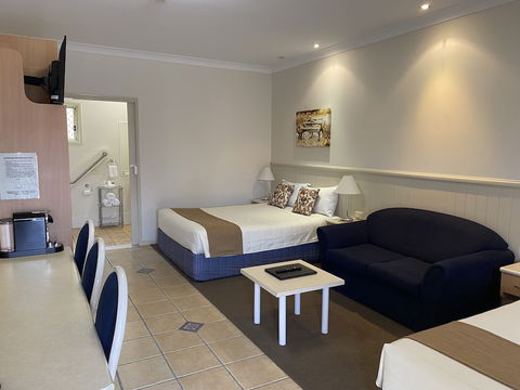 Dalby Mid Town Motor Inn - Kalgoorlie Accommodation 6