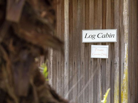 Maviss Cabins At Mt. Warning - Kalgoorlie Accommodation 4