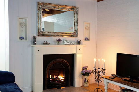 Homewood Cottages - Kalgoorlie Accommodation 7