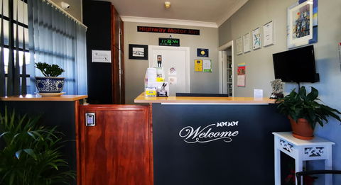 Highway Motor Inn - Kalgoorlie Accommodation 2