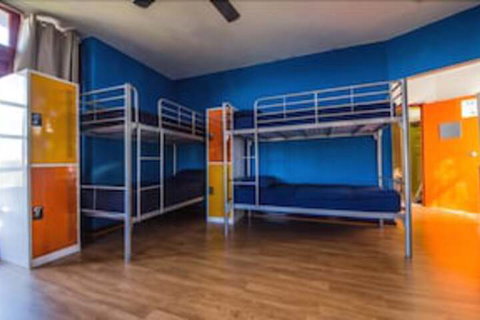 Mad Monkey Backpackers Bayswater - Kalgoorlie Accommodation 4
