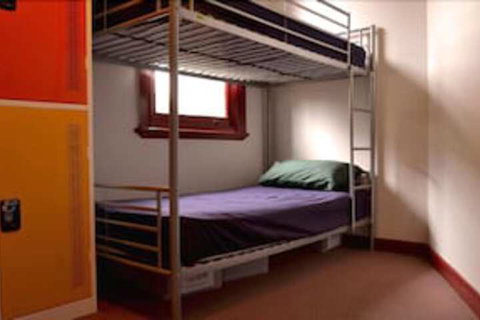 Mad Monkey Backpackers Bayswater - Kalgoorlie Accommodation 7