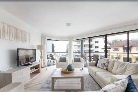 Manly Surfside Holiday Apartments - Kalgoorlie Accommodation 6