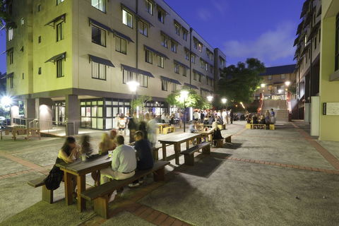 Sydney University Village - Kalgoorlie Accommodation 4