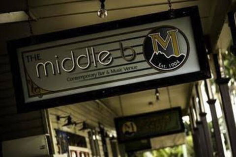 The Middle Pub - Kalgoorlie Accommodation 4