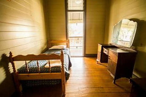 The Middle Pub - Kalgoorlie Accommodation 2