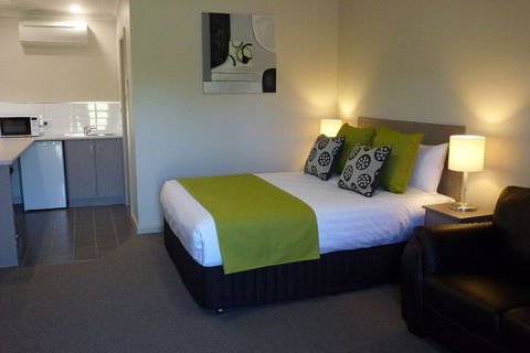 Golden Chain Tower Motor Inn - Kalgoorlie Accommodation 1