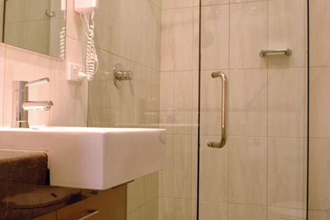 Golden Chain Tower Motor Inn - Kalgoorlie Accommodation 6