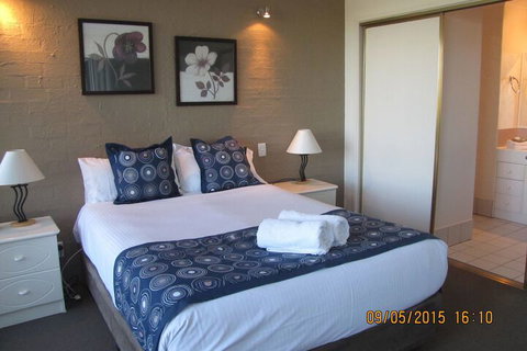 Apollo Apartments - Kalgoorlie Accommodation 4