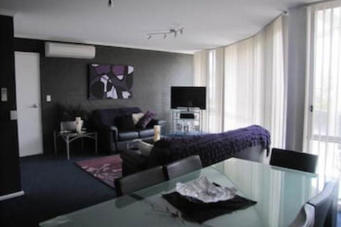 Apollo Apartments - Kalgoorlie Accommodation 6