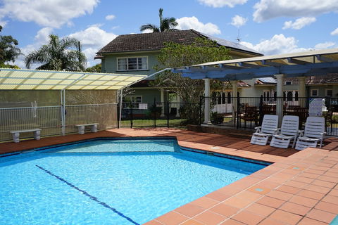 Melville House - Kalgoorlie Accommodation 3