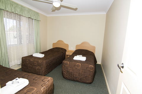 Green Gables Motel - Kalgoorlie Accommodation 2