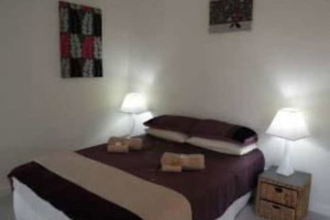 Chalets On Woodlands - Kalgoorlie Accommodation 4