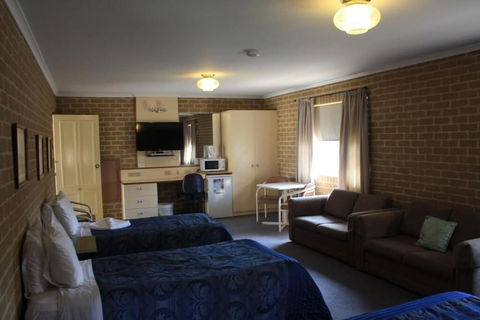 Grand Manor Motor Inn - Queanbeyan - Kalgoorlie Accommodation 6