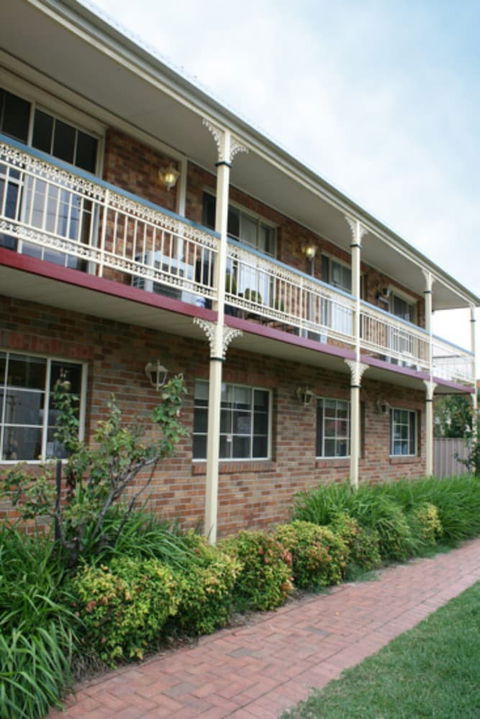 Grand Manor Motor Inn - Queanbeyan - Kalgoorlie Accommodation 4