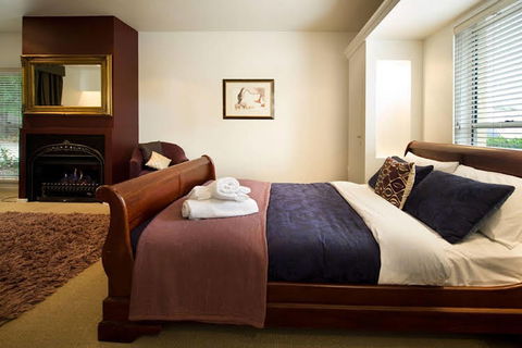Zen Suite - Kalgoorlie Accommodation 0
