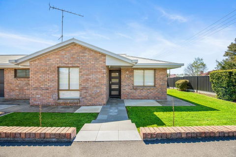 City Four Apartment - Kalgoorlie Accommodation 6