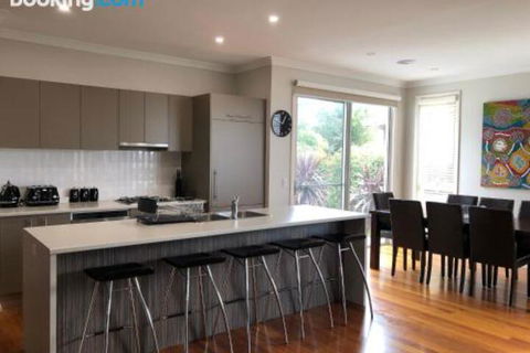 Taboga 3 Bedroom 3 Bathroom Villia - Kalgoorlie Accommodation 5