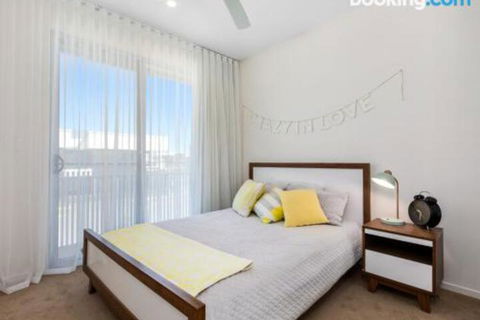 SEASIDE By THE BEACH - Kalgoorlie Accommodation 0