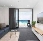 Luxury Beachfront Apartment in Newcastle - Kalgoorlie Accommodation