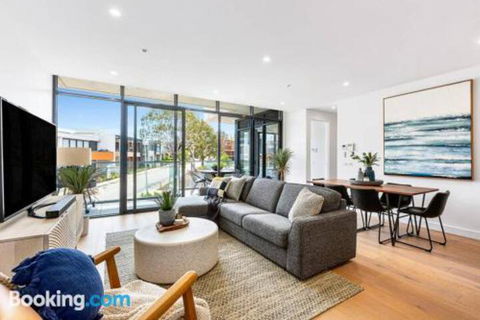 Luxe 101 At Martha Cove Waterfront Luxury On The Marina Walk To Beach - Kalgoorlie Accommodation 5