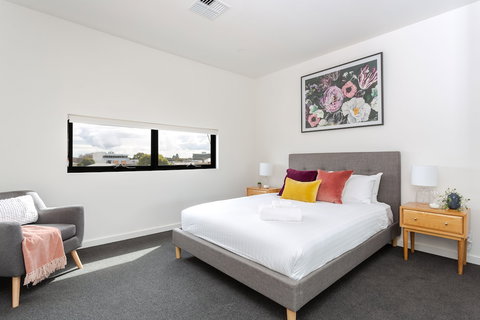 Urban Rest - Little Grenfell - Kalgoorlie Accommodation 5