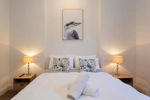 Dingo At White Gum Lodge - Kalgoorlie Accommodation 0