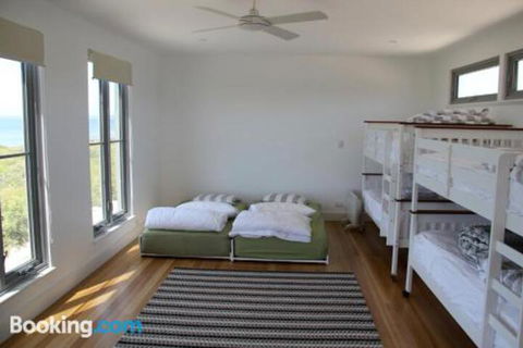 DEstrees Bay Beach House - Kalgoorlie Accommodation 5