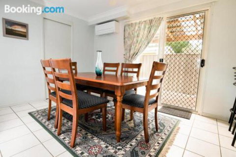 Family Getaway Close To Beach & Restaurants - Kalgoorlie Accommodation 5