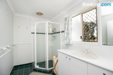 Family Getaway Close To Beach & Restaurants - Kalgoorlie Accommodation 4