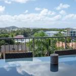 Coolum Beach 3 Level Townhouse Private Rooftop Terrace Spa Overlooking Mount Coolum - Kalgoorlie Accommodation 0